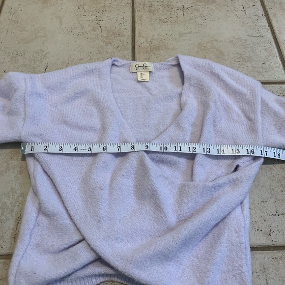 Jessica Simpson Lavender Criss-Cross Wrap Sweater - Size L - Picture 3 of 5